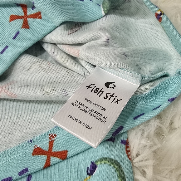 Fish Stix pirate themed pajamas. Short sleeve long pants. - Picture 4 of 5